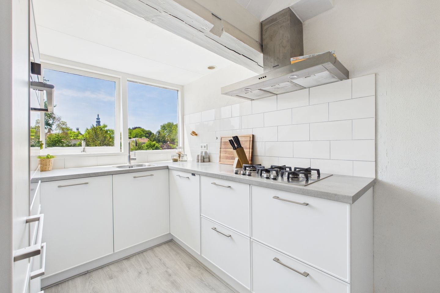 Photo 4 of Nieuwe Oostersestraat 34-B