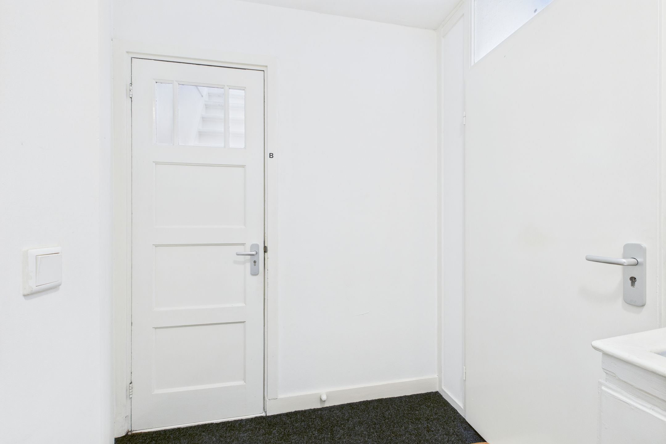 Photo 9 of Nieuwe Oostersestraat 34-B