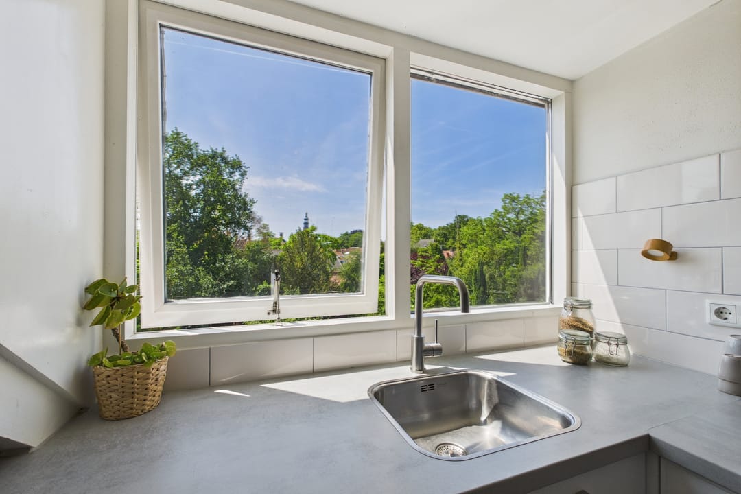 Photo 26 of Nieuwe Oostersestraat 34-B