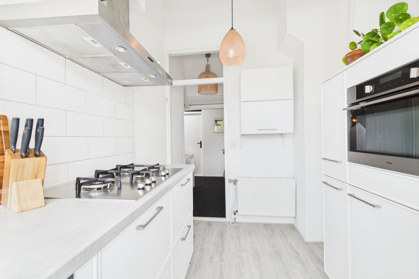 Photo 29 of Nieuwe Oostersestraat 34-B