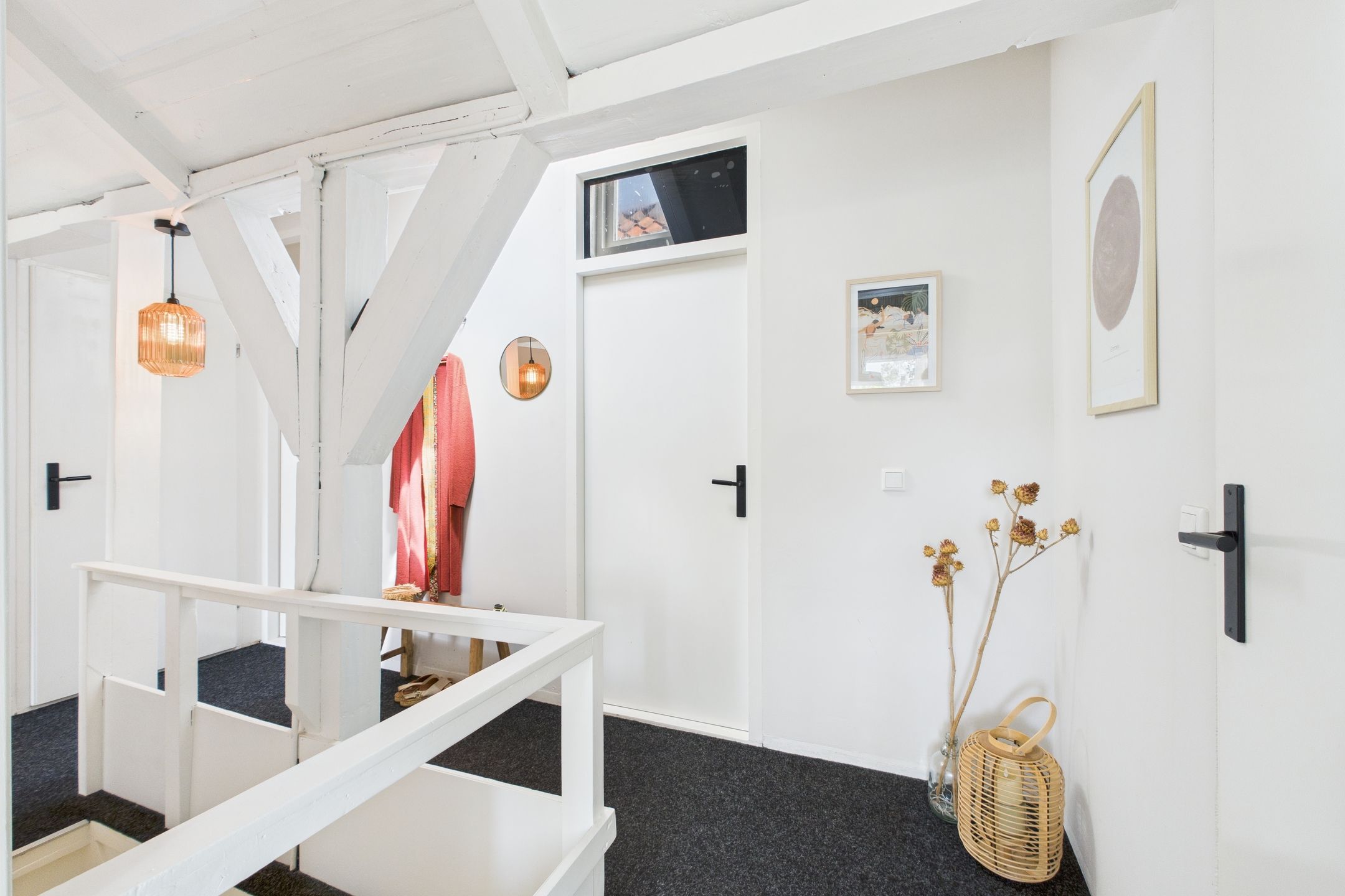 Photo 30 of Nieuwe Oostersestraat 34-B