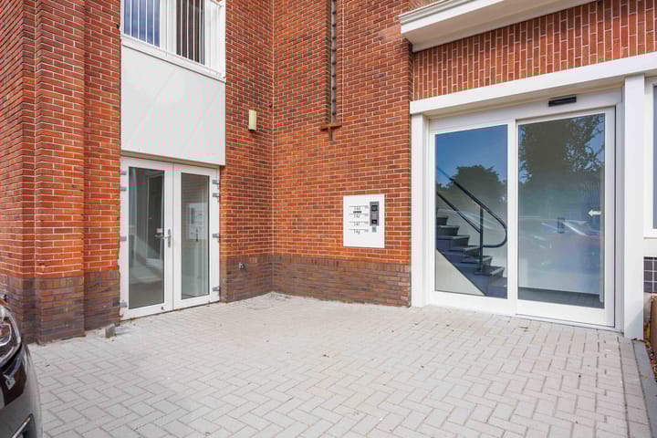 Photo 9 of Lageweg 14-D