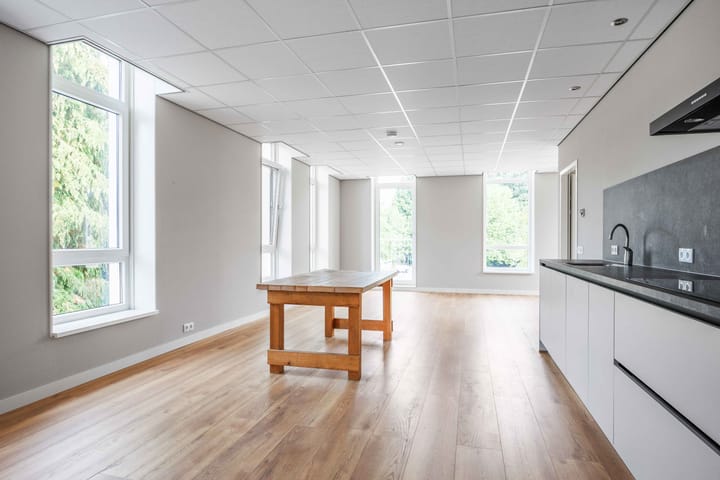 Photo 12 of Lageweg 14-D