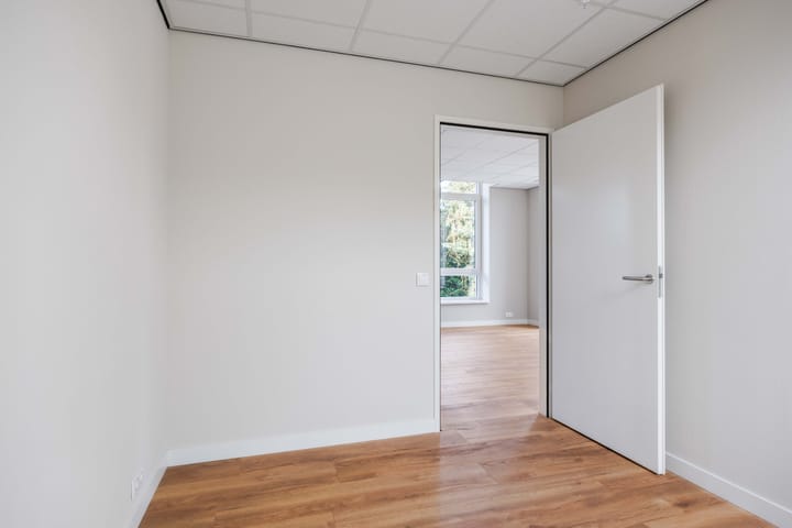 Photo 29 of Lageweg 14-D