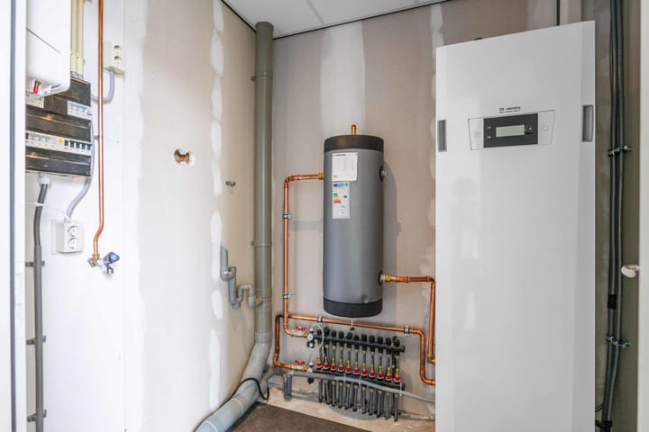 Photo 30 of Lageweg 14-D