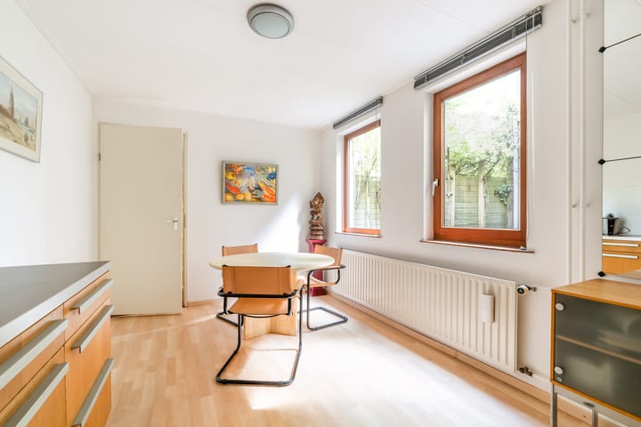 Photo 19 of Oosteinde 178