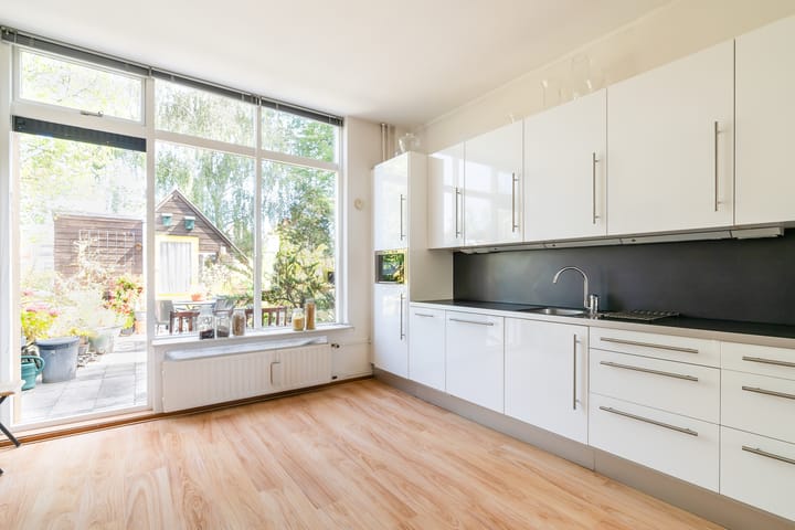 Photo 33 of Oosteinde 178