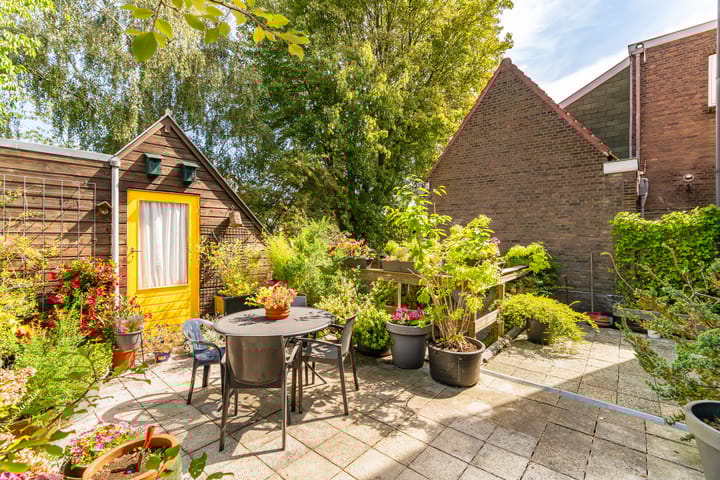 Photo 35 of Oosteinde 178