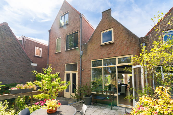 Photo 37 of Oosteinde 178