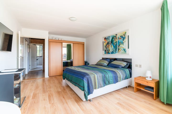 Photo 42 of Oosteinde 178