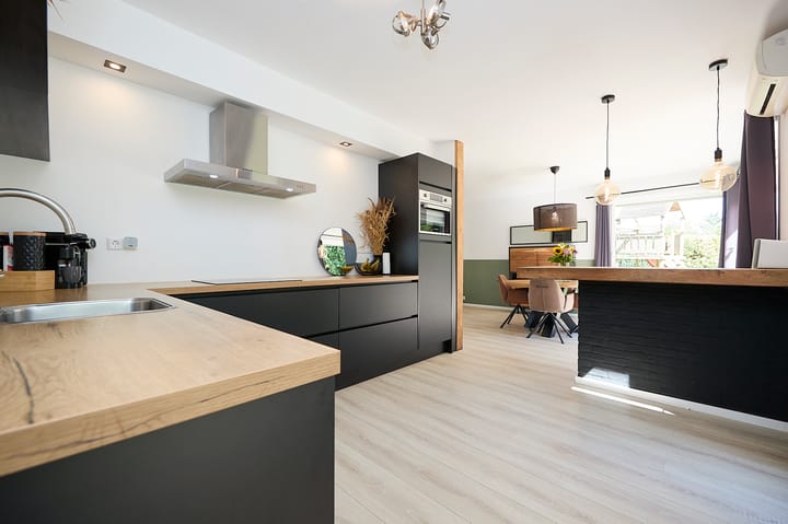 Photo 10 of Dommelstraat 34