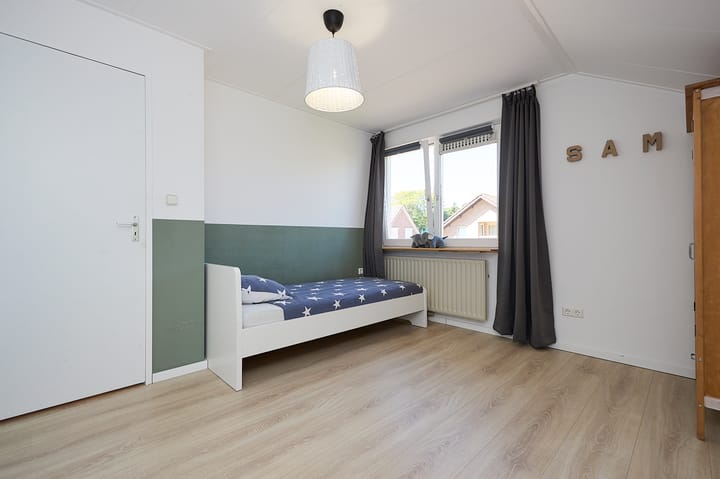 Photo 13 of Dommelstraat 34