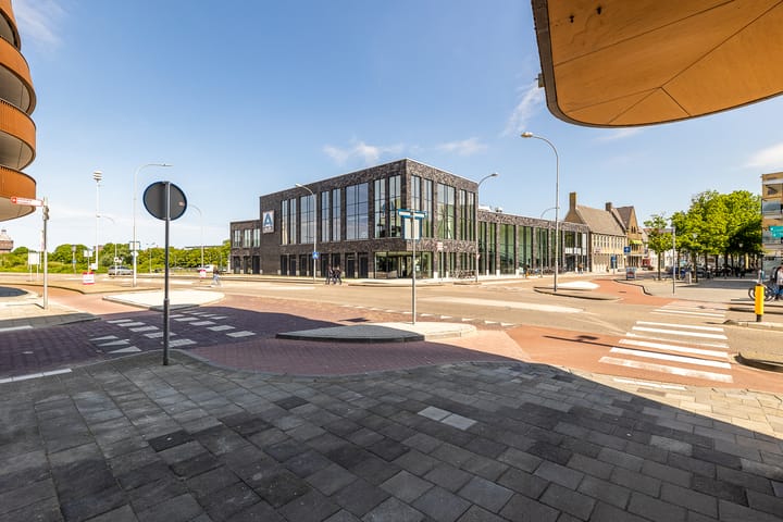 Photo 8 of Spuistraat 69