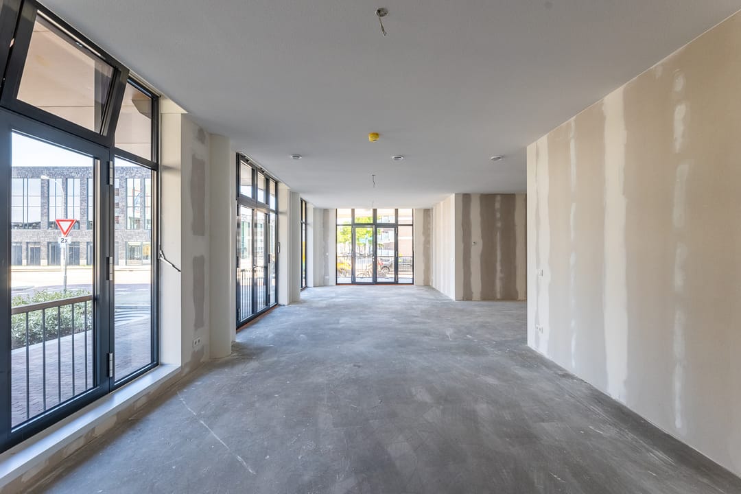 Photo 16 of Spuistraat 69