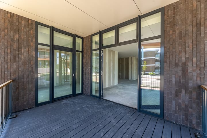 Photo 18 of Spuistraat 69