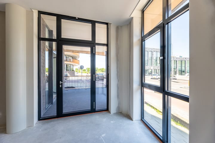 Photo 3 of Spuistraat 69