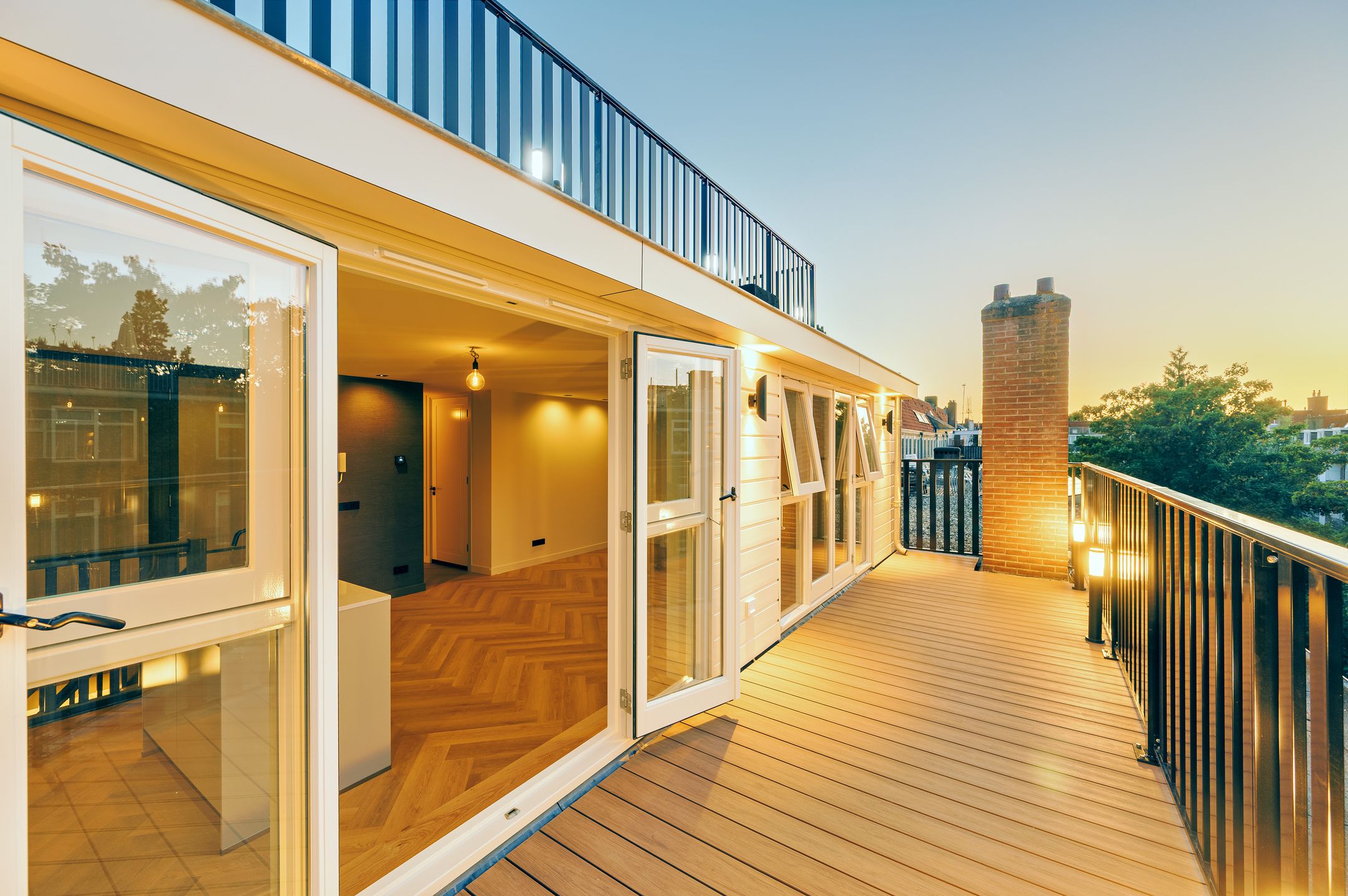 Photo 9 of Deurloostraat 32-4