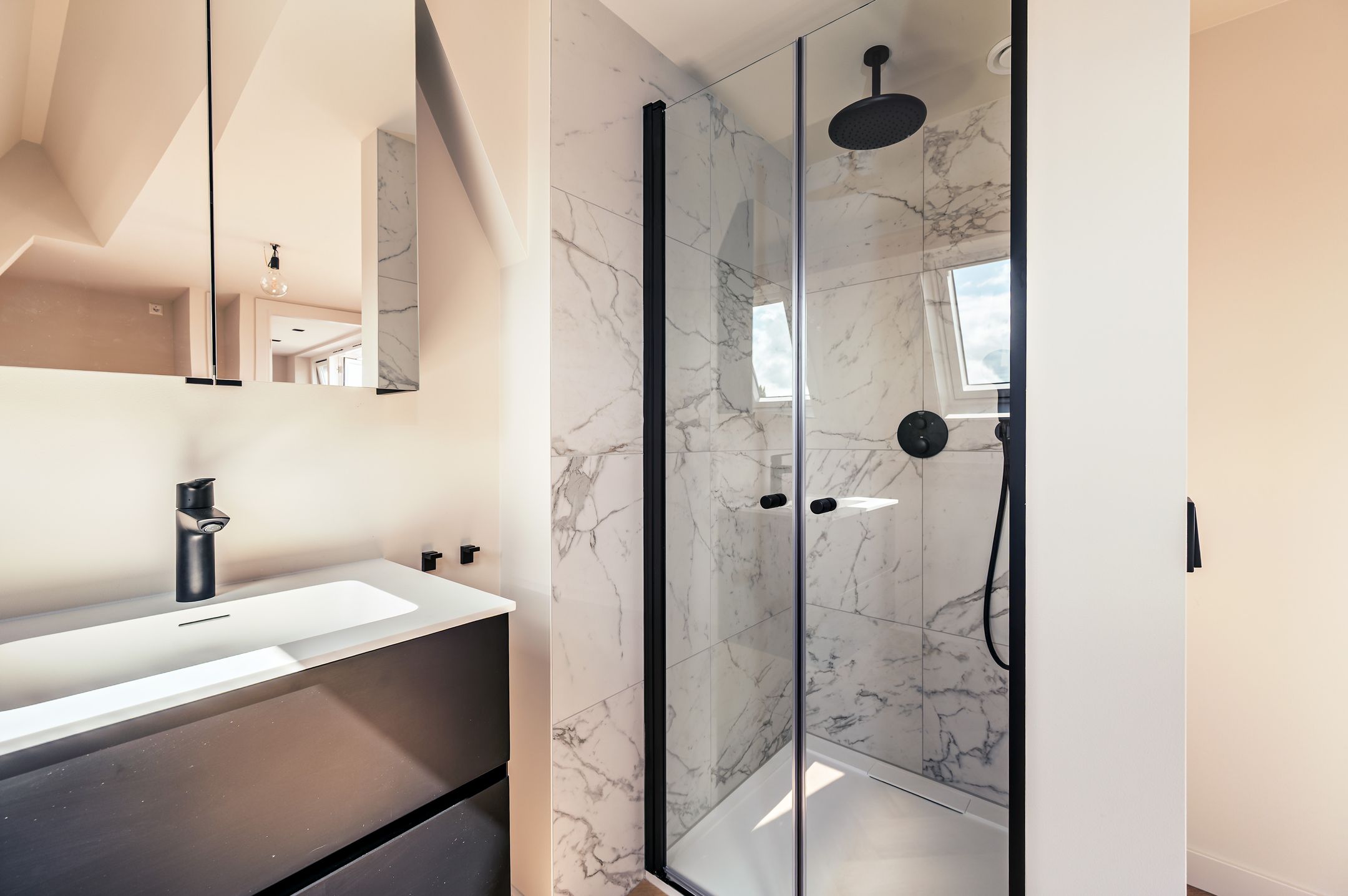 Photo 57 of Deurloostraat 32-4