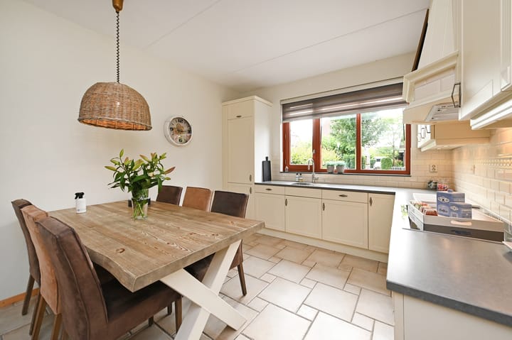 Foto 7 van Nieuwenhoornstraat 14