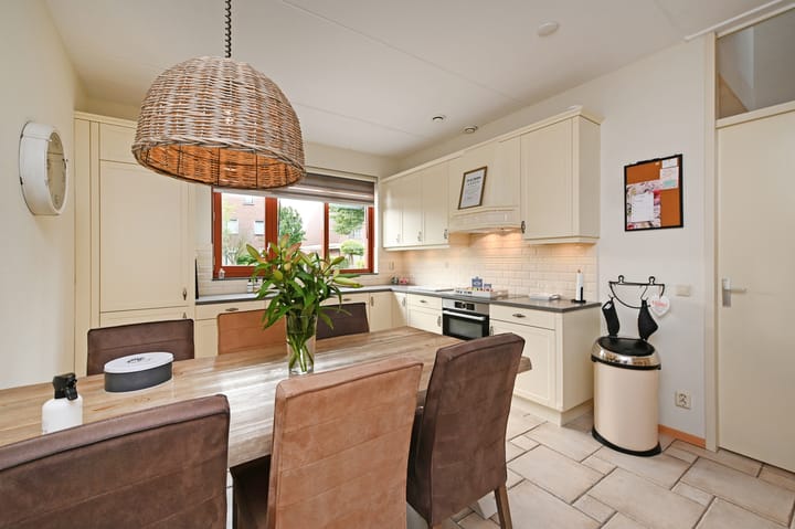 Foto 8 van Nieuwenhoornstraat 14