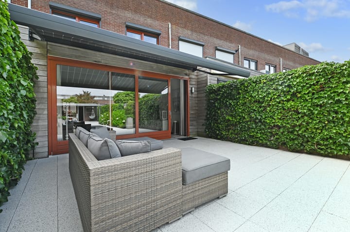 Foto 28 van Nieuwenhoornstraat 14