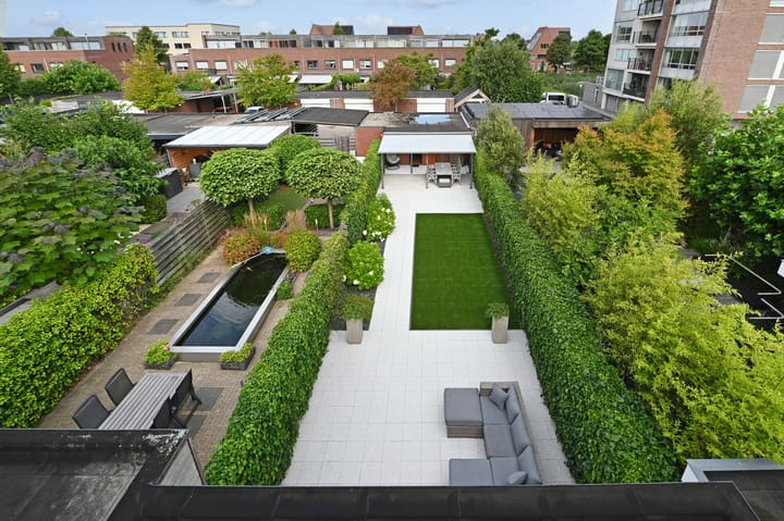 Foto 46 van Nieuwenhoornstraat 14