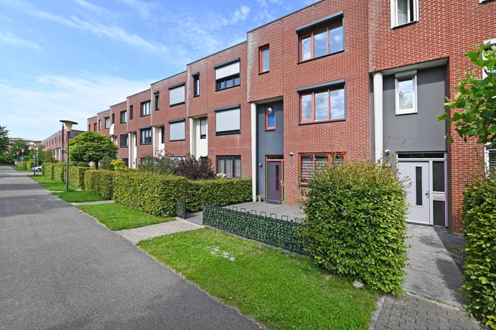 Foto 49 van Nieuwenhoornstraat 14