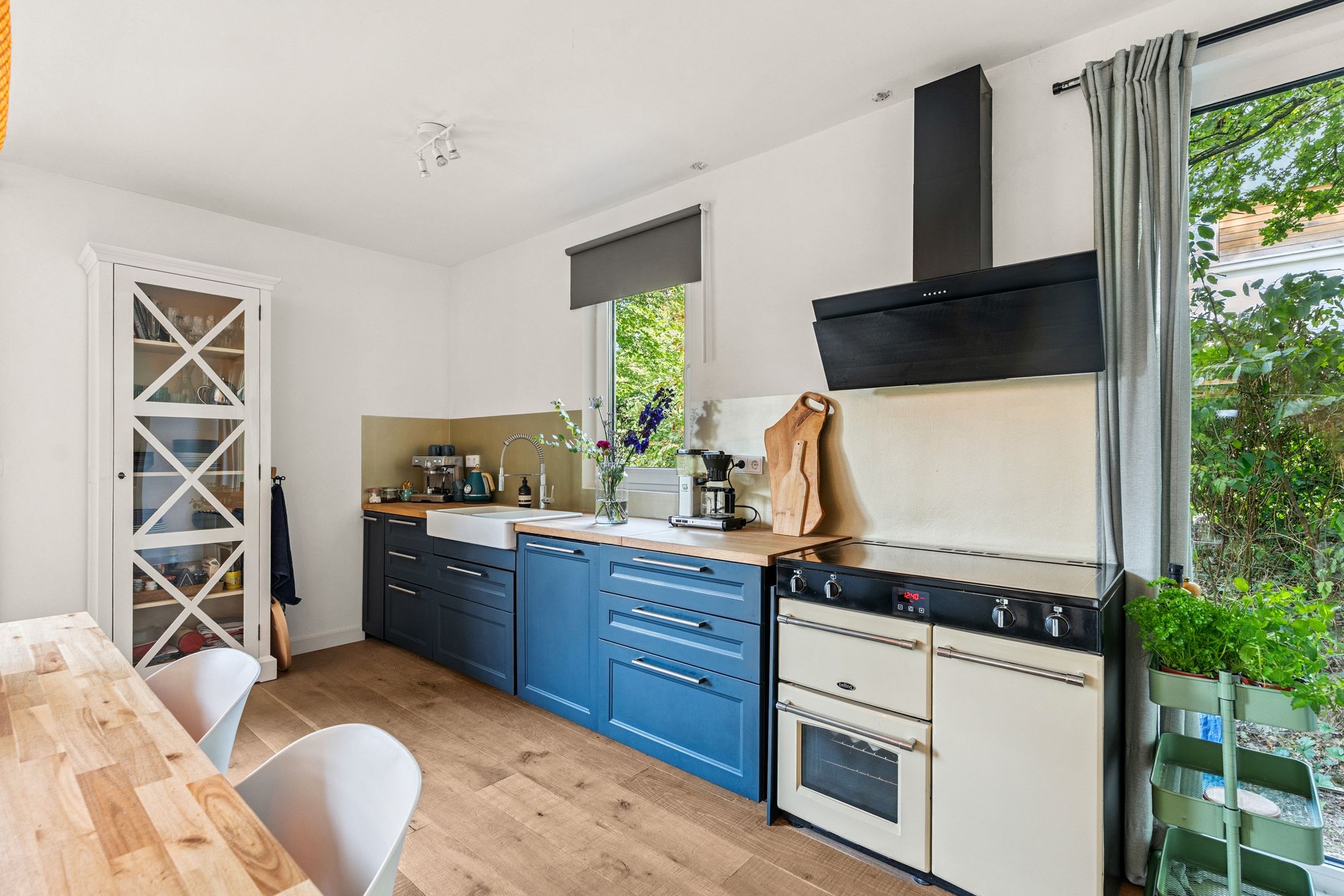 Foto 9 van Middenweg 7-C