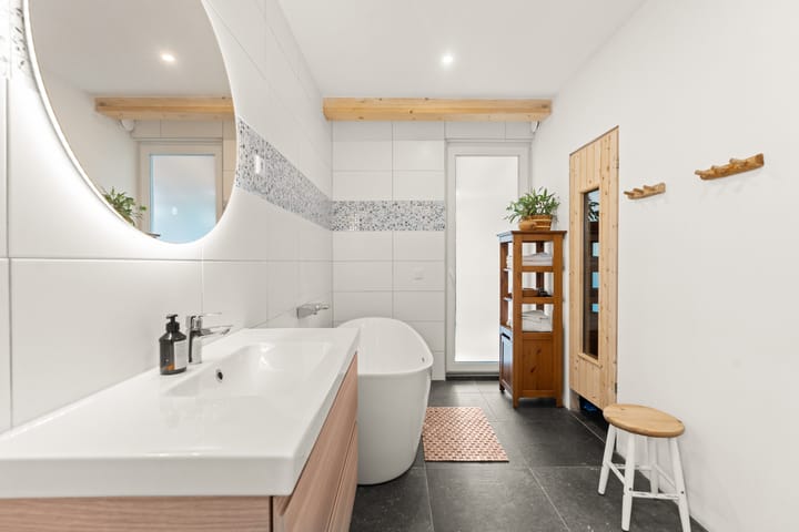 Foto 16 van Middenweg 7-C