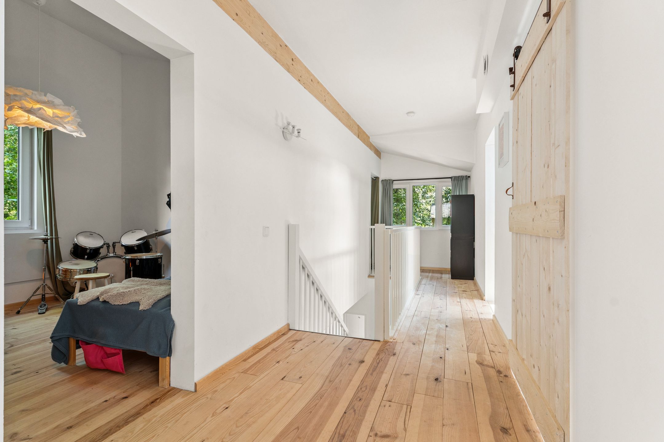 Foto 33 van Middenweg 7-C