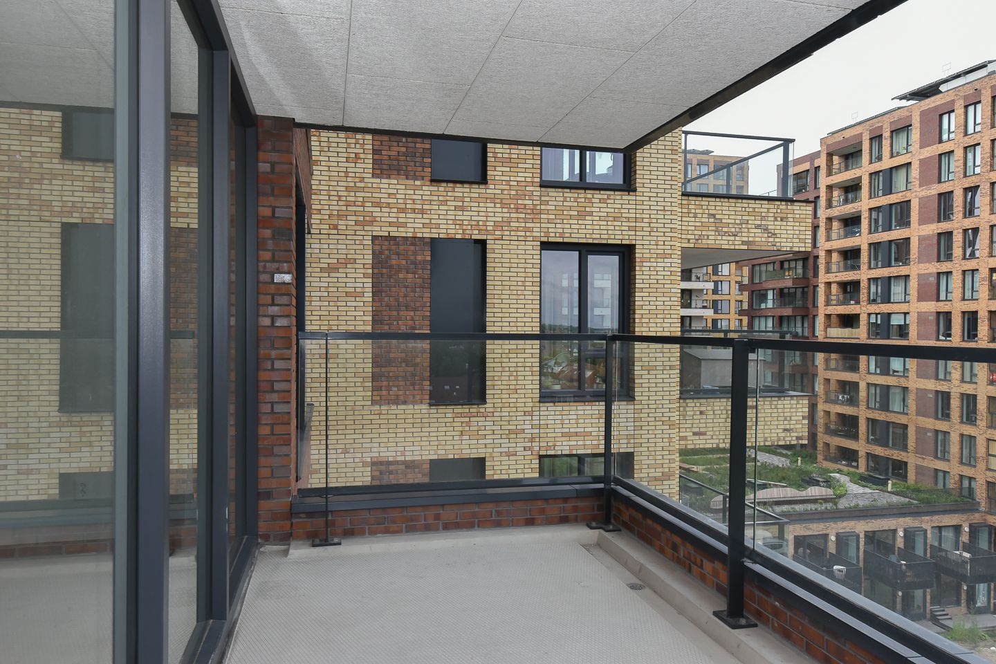 Foto 4 van Mahoniehout 427