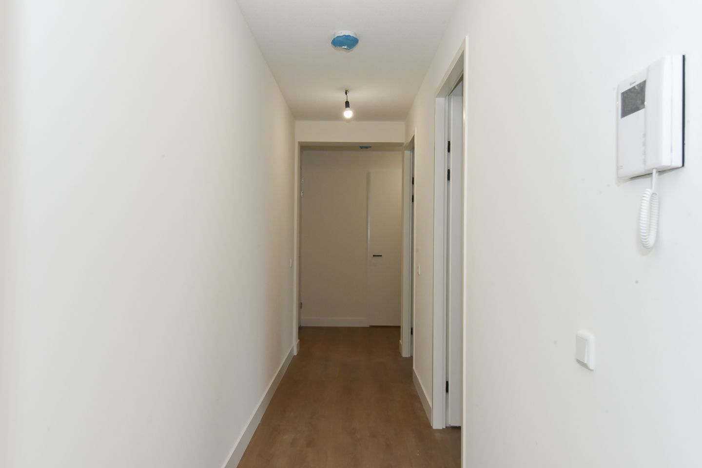 Foto 6 van Mahoniehout 427