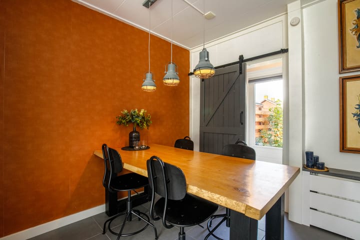 Foto 12 van Jan Lutmastraat 13