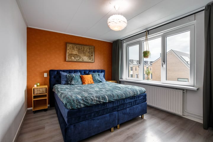 Foto 18 van Jan Lutmastraat 13