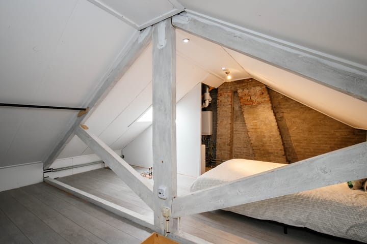 Foto 26 van Jan Lutmastraat 13