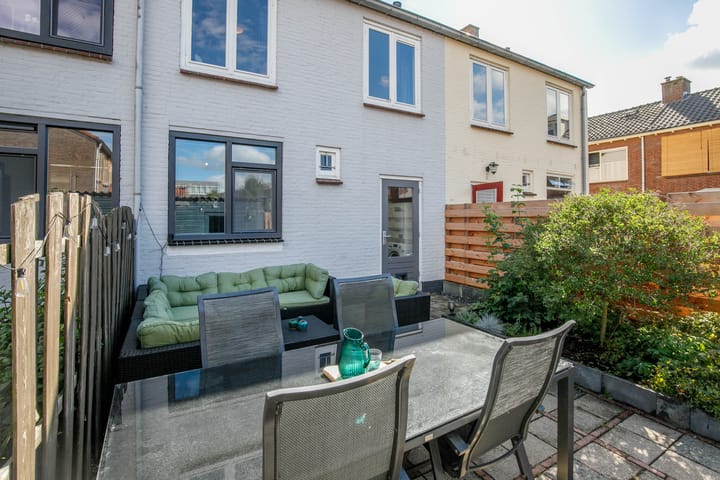 Foto 29 van Jan Lutmastraat 13