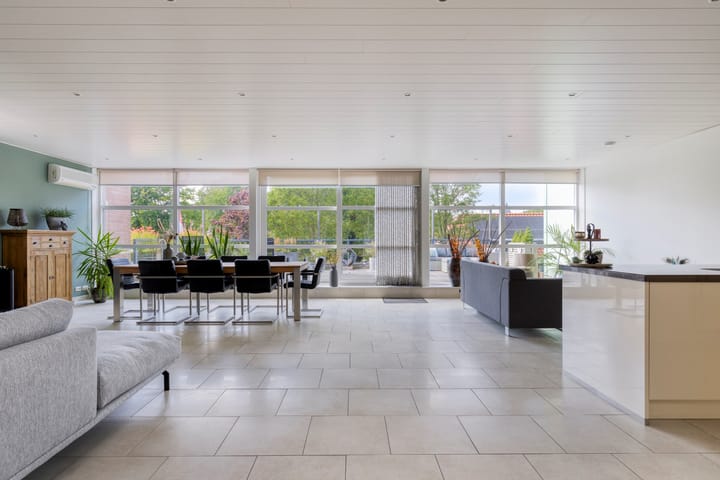 Photo 15 of Reint Dijkemastraat 6-A