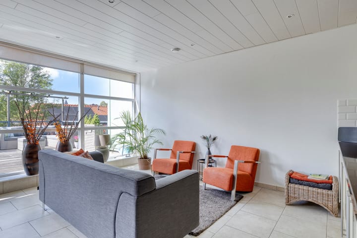 Photo 24 of Reint Dijkemastraat 6-A