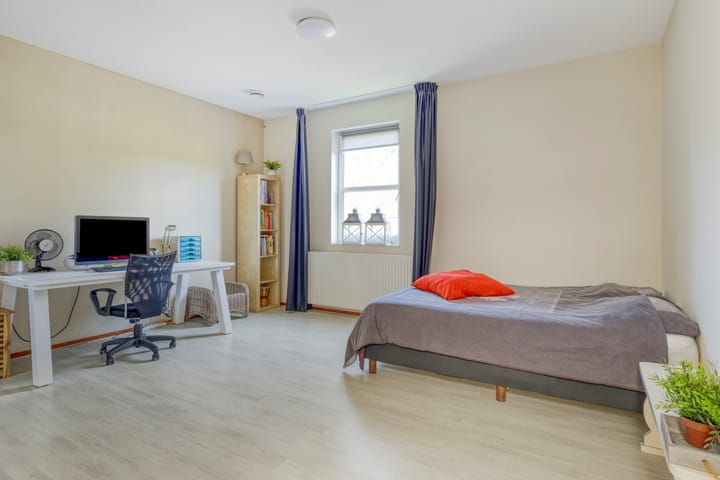 Photo 28 of Reint Dijkemastraat 6-A