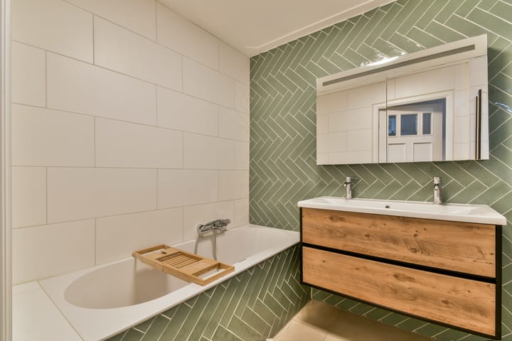 Photo 22 of Von Guerickestraat 72