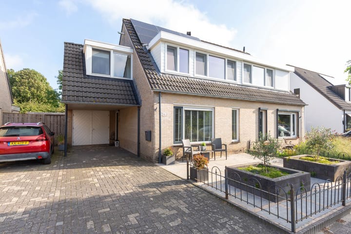 Photo 2 of Het Spint 16