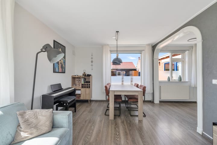 Foto 13 van Burg. Garreltsweg 44