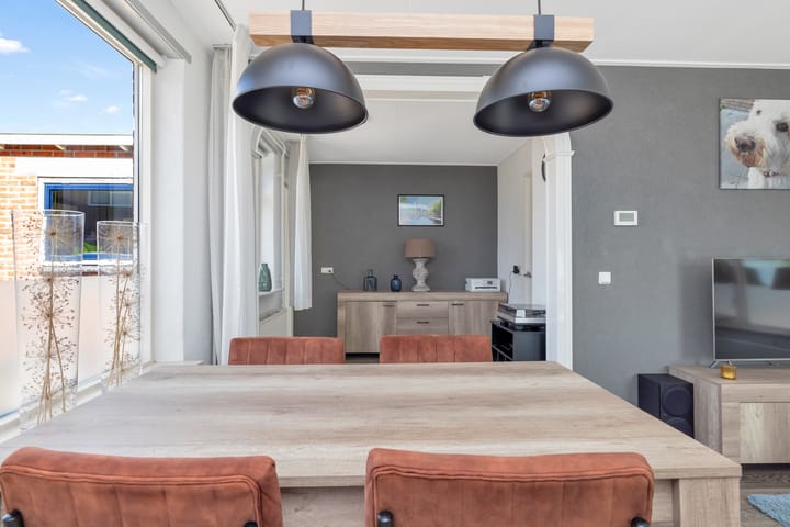 Foto 15 van Burg. Garreltsweg 44