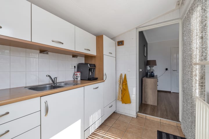 Foto 20 van Burg. Garreltsweg 44