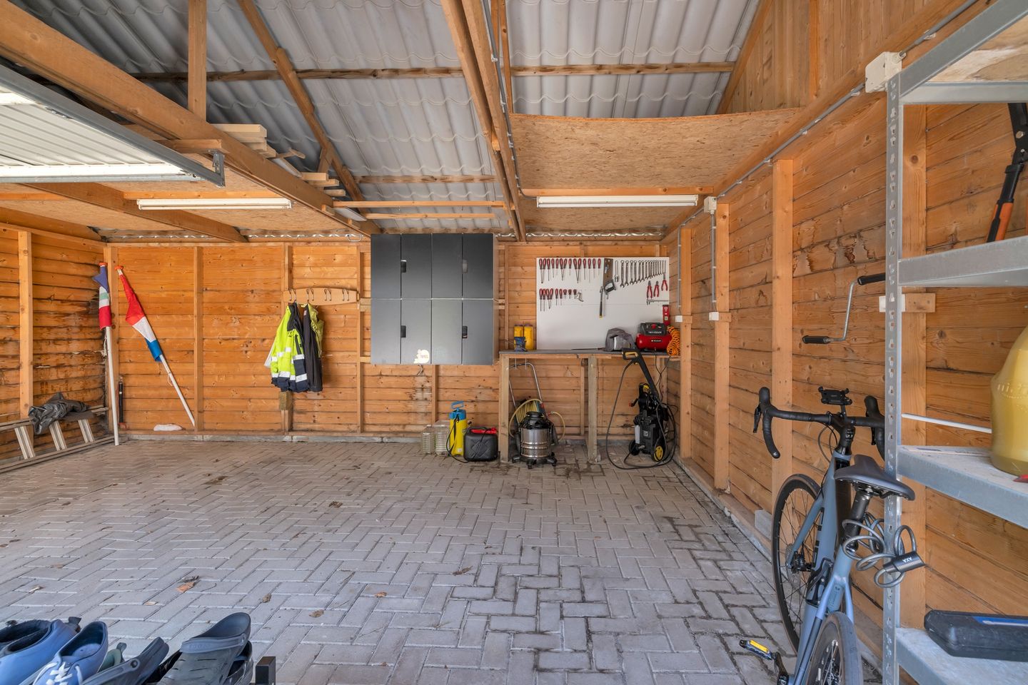 Foto 44 van Burg. Garreltsweg 44