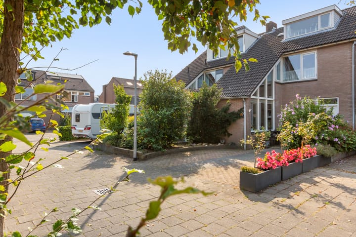 Foto 48 van Zwaluwstraat 81