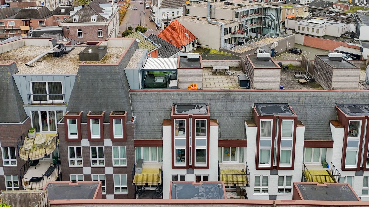 Foto 25 van Mgr vdn Tillaartstraat 54