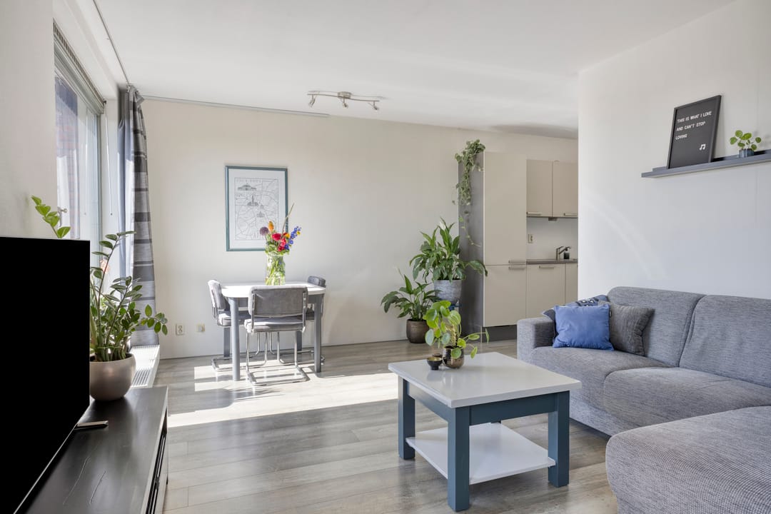 Photo 7 of Bouwe Landlaan 90