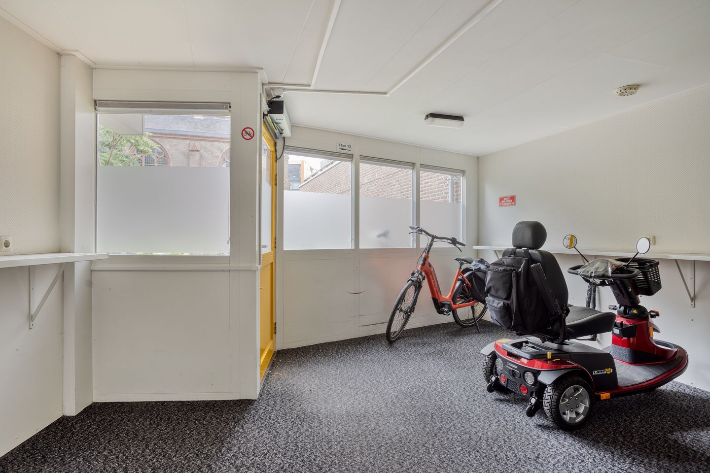 Photo 25 of Kalverstraat 69