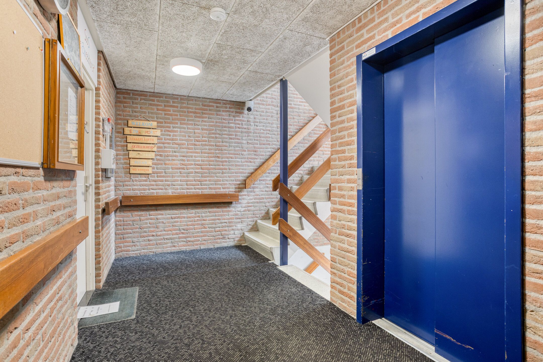 Photo 21 of Kalverstraat 69